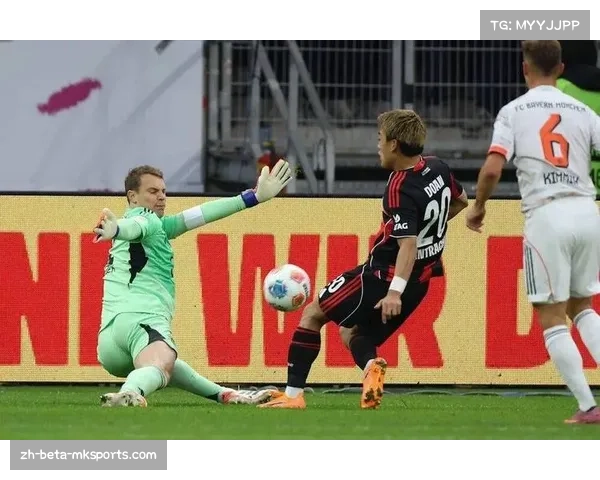 孔帕尼盛赞凯恩完美发挥称博阿滕训练现身不会影响球队专注