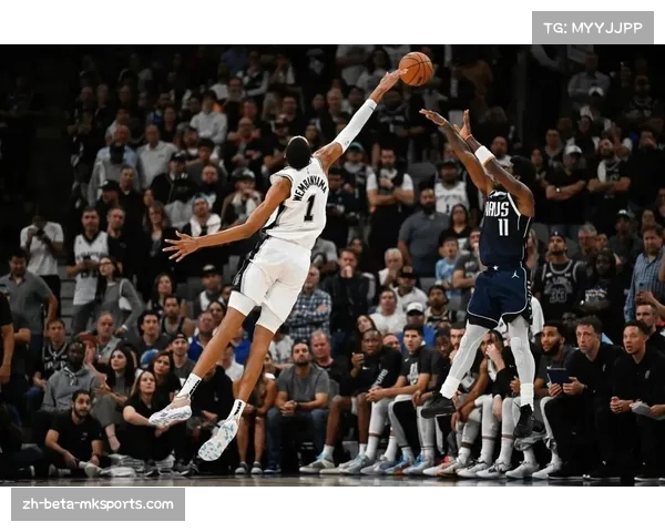 文班亚马场均22+11+4帽创纪录 马刺内线新星改写西部格局